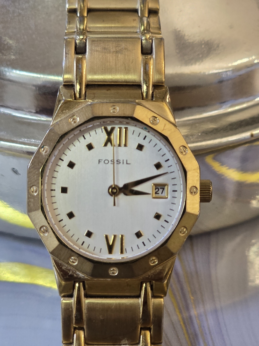 Fossil Gold Tone Bracelet Watch with White Dial and Roman Numerals